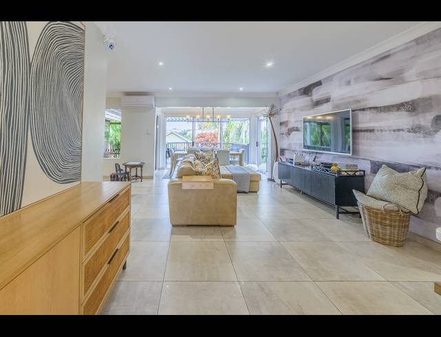 3 BEDROOM SIMPLEX FOR SALE IN SOMERSET PARK
